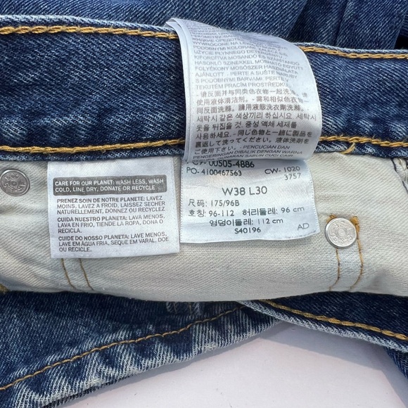 LEVI’S 505, ALMOST NEW, WAIST 38 LENGTH 30, BLUE COLOR, FRONT ZIPPER, 100%COTTON - Picture 12 of 13